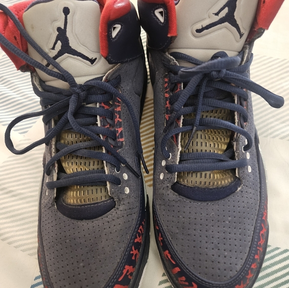 Nike Air Jordan Rare Air United We Rise Sneakers Mens Size 10 Shoes - Picture 3 of 9